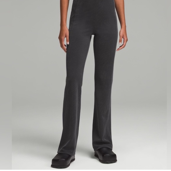 lululemon athletica Pants - NWOT Lululemon Ribbed Softstreme Flared Pant Regular Black Graphite
